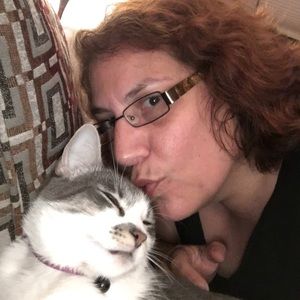 Meet your Posher, Christine